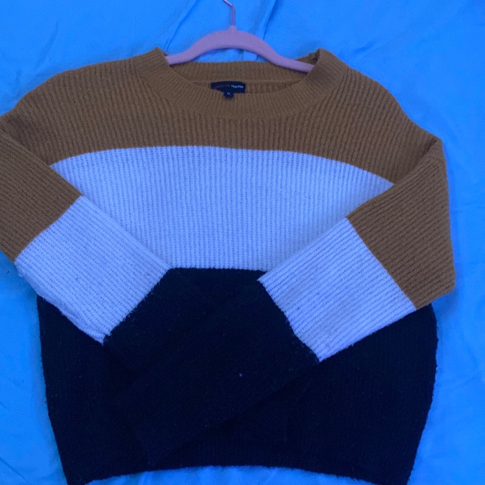 Long sleeve knitted sweater, cute and soft, new never worn but no tags